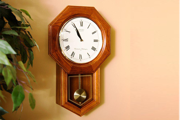 Tản mạn về chiếc đồng hồ quả lắc (Pendulum Clock)