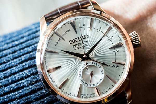 Bạn phải đeo đồng hồ Seiko Automatic ít nhất 8 tiếng mỗi ngày